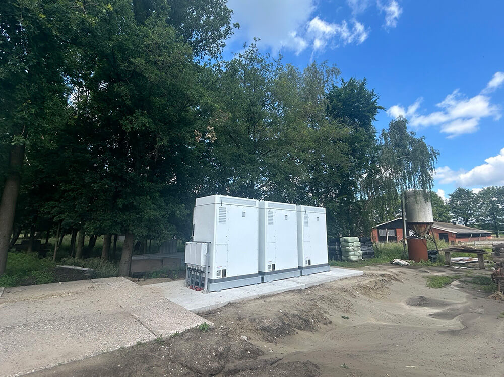 1748312513423930.jpg 39.jpg